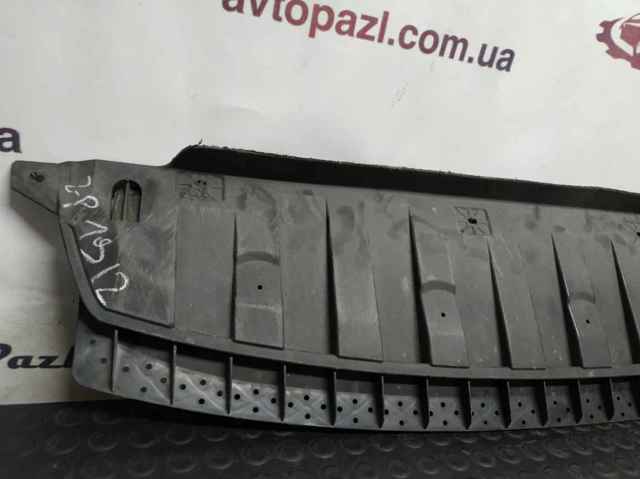 Кенгурятник 6V0807611 VAG