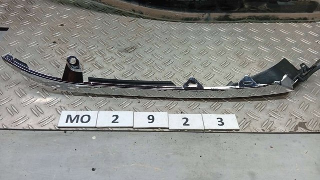 Молдинг решітки радіатора, правий 71162TVAA01 HONDA