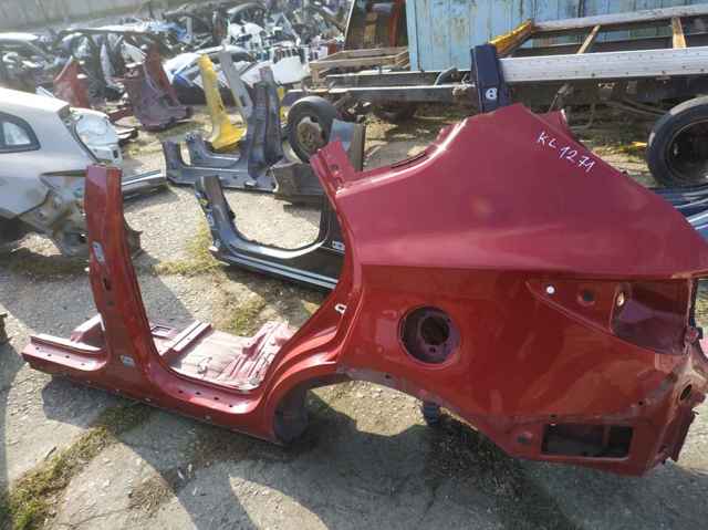 Крило заднє ліве 715034ZC00 HYUNDAI