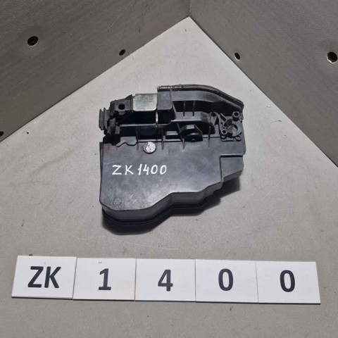 Замок передніх пасажирських дверей 7202144 BMW