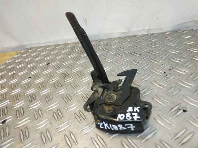 Замок кришки капота 74120SNBE11 HONDA
