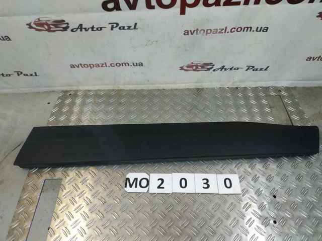Молдинг передніх правих дверей, нижній 7507342040 TOYOTA