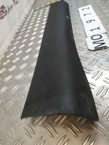 Накладка задньої правої двері 750750E010 TOYOTA