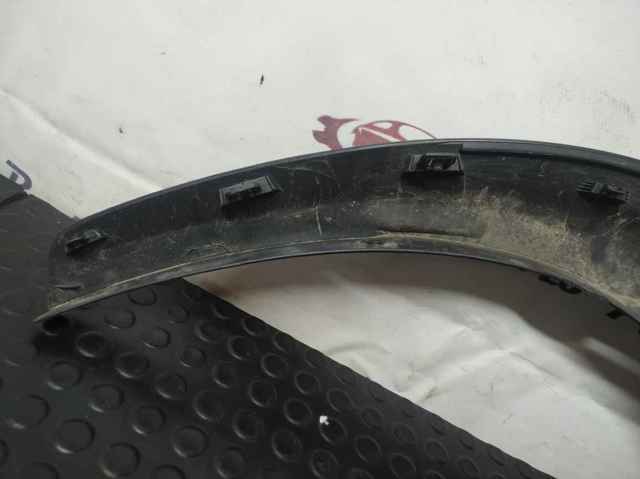 Молдинг арки колеса заднього, лівий 7560678010 TOYOTA