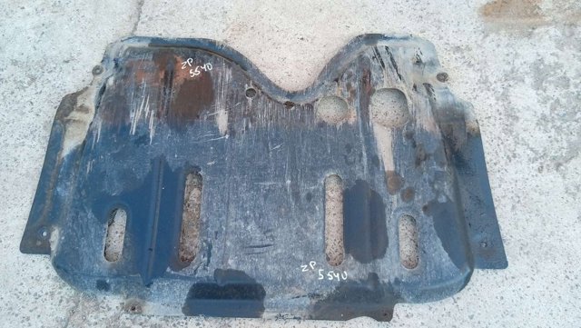 Щит запобіжний 758903726R RENAULT