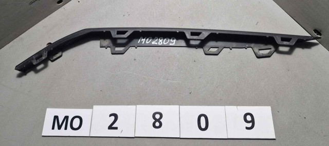 Молдинг переднього бампера, лівий 760853253 VAG