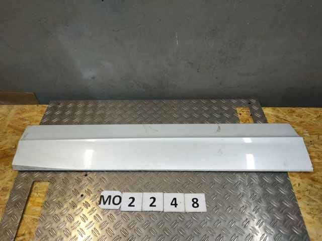 Молдинг передніх лівих дверей 760854939D VAG
