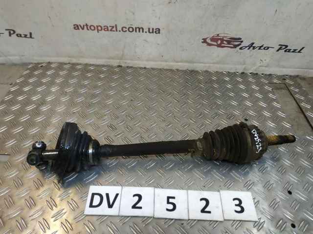 Привід лівий 7711135246 RENAULT