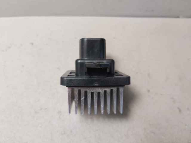Регулятор оборотів пічки 7802A240 MITSUBISHI