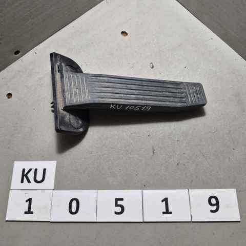 Педаль газу (акселератора) 7810106010 TOYOTA