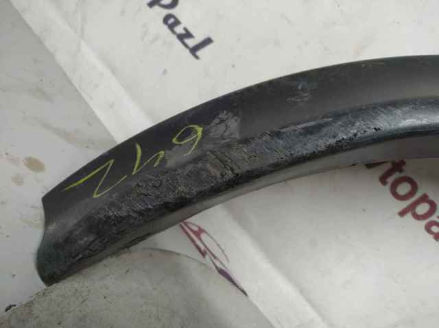 Накладка заднього правого крила 788601KA0A NISSAN