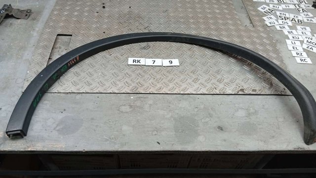 Молдинг задньої арки крила, лівий 788611BA0A NISSAN