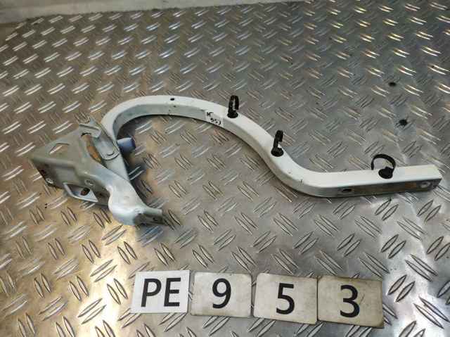 Деталі багажника (петлі і упор кришки) 792103Q000 HYUNDAI