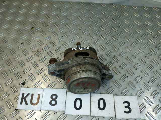 Ліва опора двигуна 7H426A003AB LAND ROVER