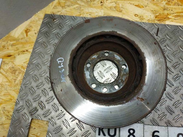 Гальмо дискове переднє 7L6615301N VAG