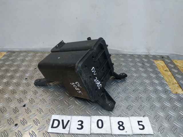 Адсорбер парів палива 7L8201801A VAG