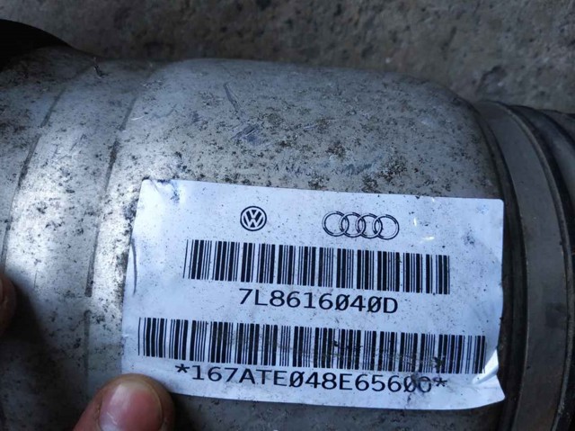 Стійка передня права 7L8616040D VAG