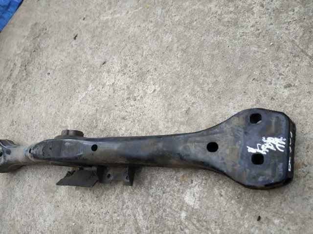 Кріплення кпп 7P6399225D VAG