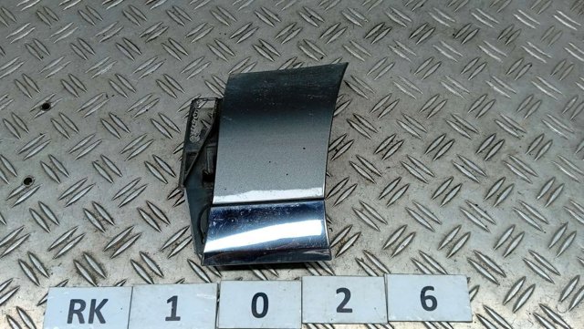 Молдинг арки крила переднього, правий 7P6853718F VAG
