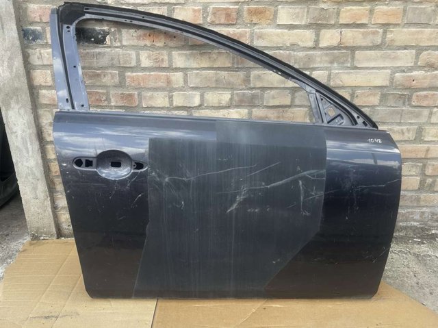Двері передні, праві Renault Latitude L7