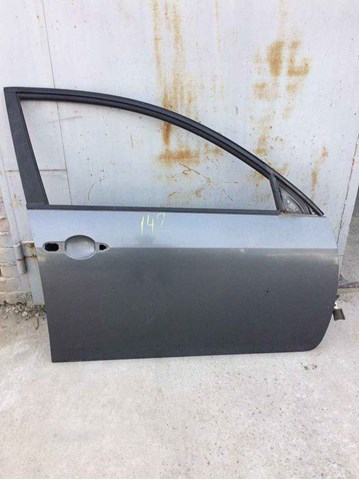 Пасажирські передні двері 80100AV631 NISSAN