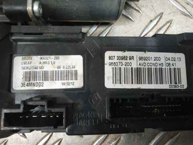 Мотор склопідйомника дверей передніх, правих 807309629R RENAULT