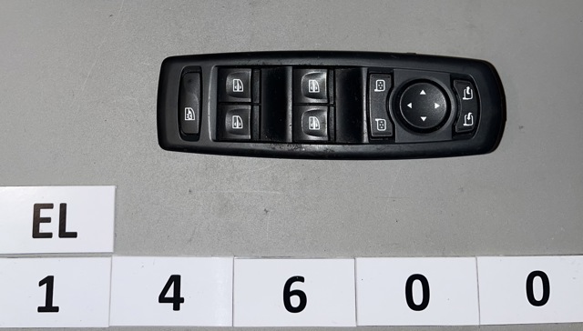 Кнопковий блок керування склопідіймачами передній лівий 809610006R RENAULT