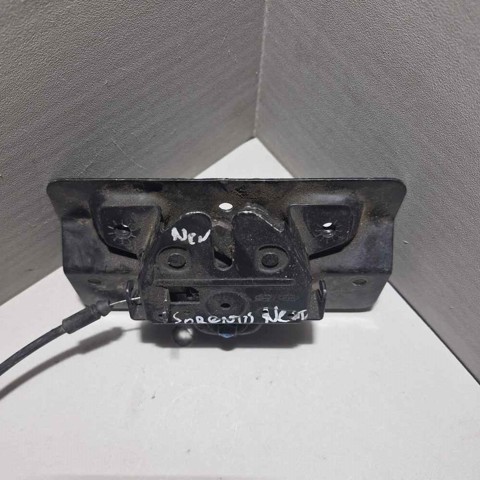 Запор капота (замок і привід замка капота) KIA Sorento 2