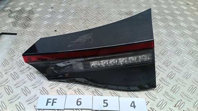 Стоп задній 815800DB70 TOYOTA