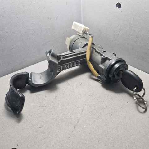 Замок запалювання 8190017B20 HYUNDAI
