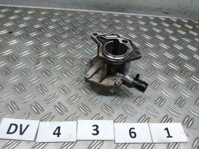 Насос вакуумний 8200046843 RENAULT