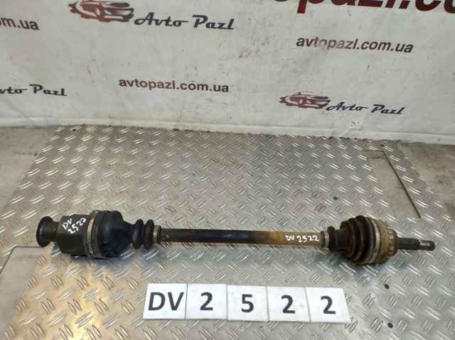 Привід правий 8200231935 RENAULT