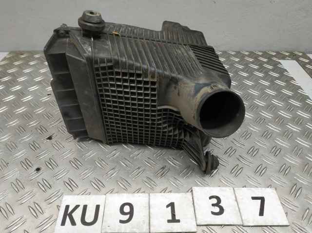 Корпус повітряного фільтра 8200369755 RENAULT