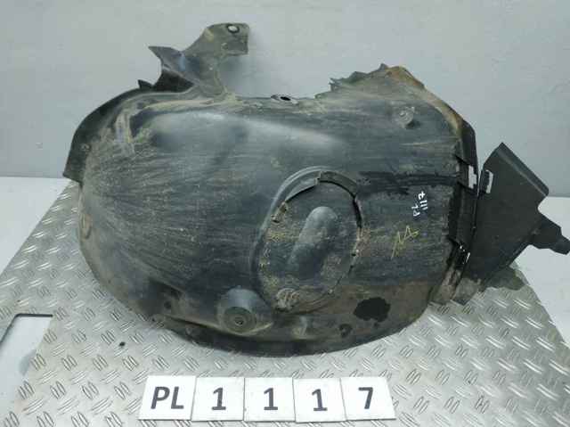 Підкрилок переднього крила, правий передній 8200415287 RENAULT