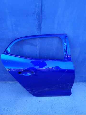 Двері задні в зборі 821001172R RENAULT