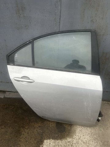 Двері задні в зборі 82100BA030 NISSAN