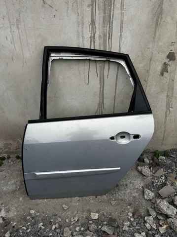 Двері пасажирськи задні ліві Renault Scenic II