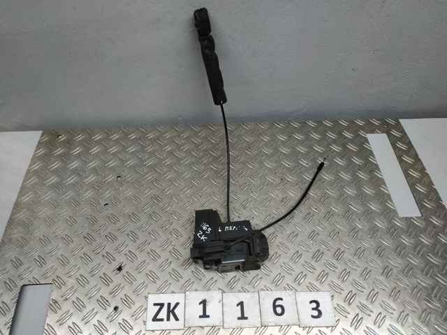 Замок задньої двері, лівої 825035901R RENAULT