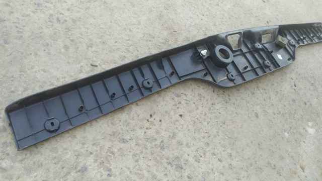 Накладка ляди нижня 849218441R RENAULT