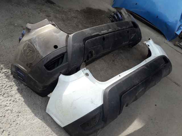Бампер задній 850222027R RENAULT