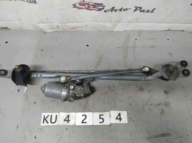 Мотор двірника 851100T010 TOYOTA