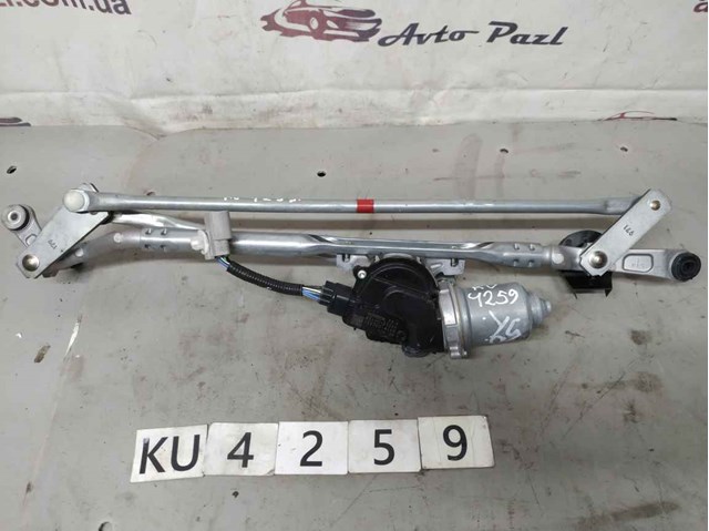 Мотор двірника 8511033360 TOYOTA