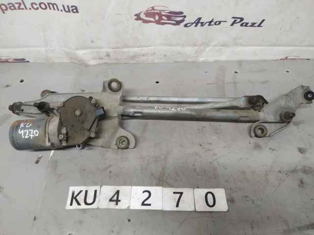 Мотор стеклоочищувача 85110AC010 TOYOTA