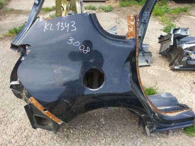 Крило заднє праве 8526XR PEUGEOT