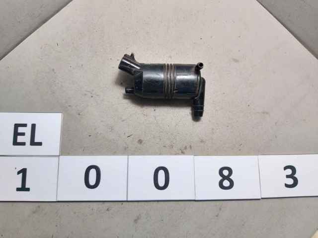 Електропомпа омивача переднього скла 8533006031 TOYOTA