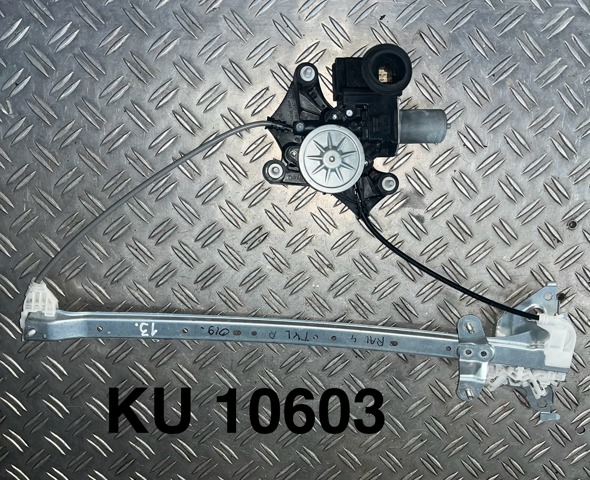 Моторчик склопідйомника двері задніх, правих 8571042150 TOYOTA