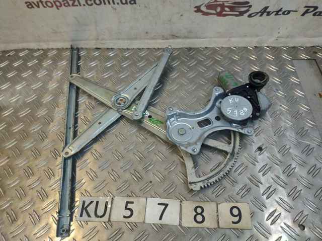 Привід ліфта передній 8572072011 TOYOTA