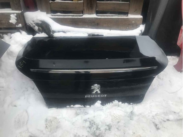 Кришка багажника кузова 8606A8 PEUGEOT