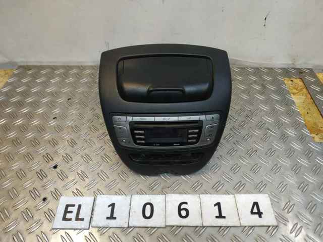 Магнітола 86120YV010 TOYOTA