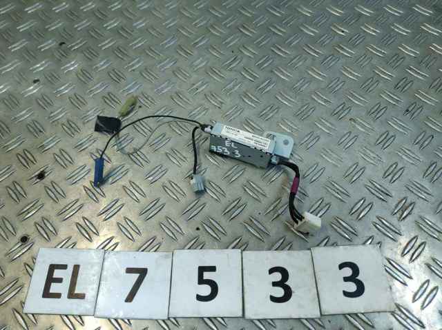 Антена автомобильна 86300AC050 TOYOTA